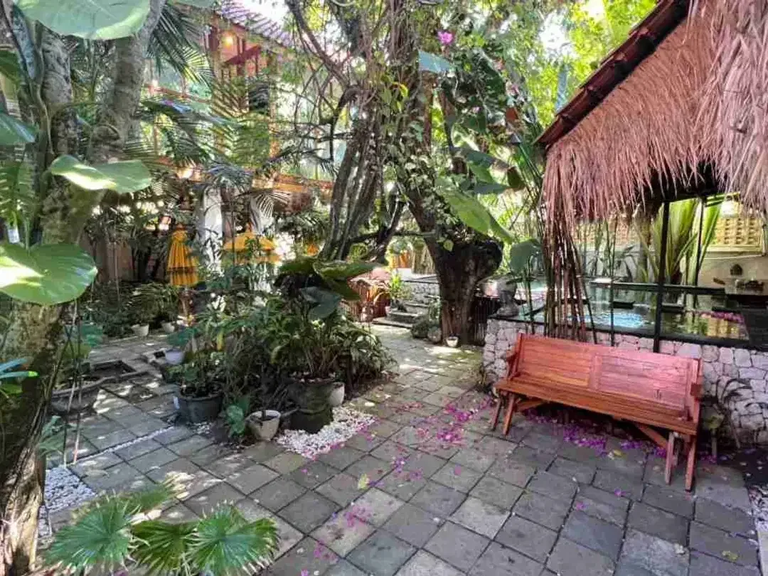 High-Occupancy 6-Bedroom Villa in Seminyak's Pink Zone - Image 1 of 10
