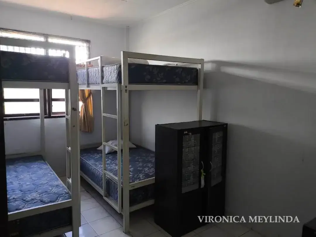 RUMAH 2 LANTAI DIJUAL – SUMERTA KLOD, DENPASAR TIMUR. - Image 9 of 10