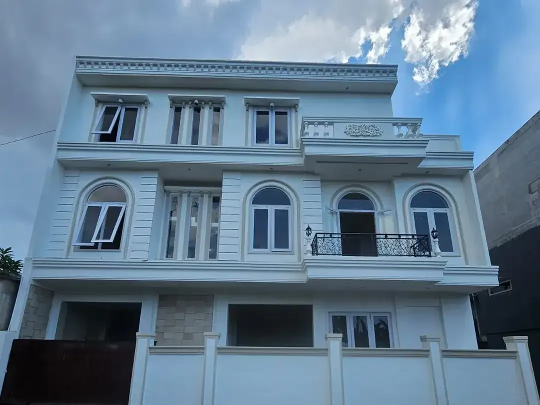 For sale  Di jual rumah lantai 3 Lokasi di jl kusuma bangsa bungtomo - Image 4 of 4