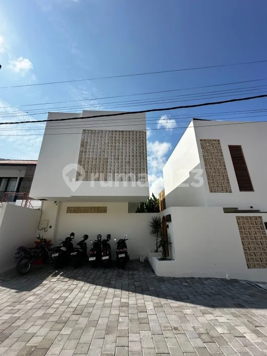 Villa Baru Modern Ready Unit Selangkah ke Pantai Berawa - Image 3 of 4