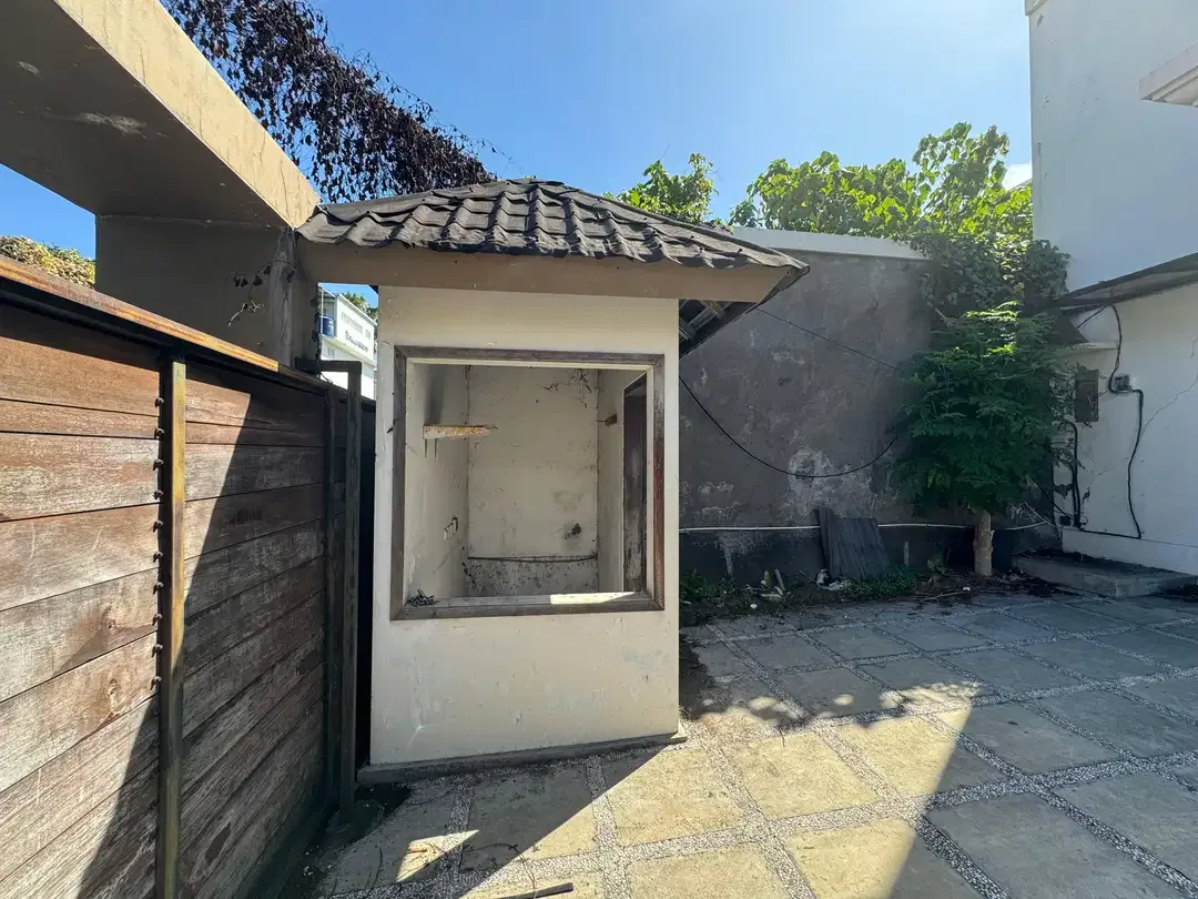 Dijual Tanah  Bonus Bangunan Villa  di Jalan Dewi Sri Kuta - Image 6 of 10