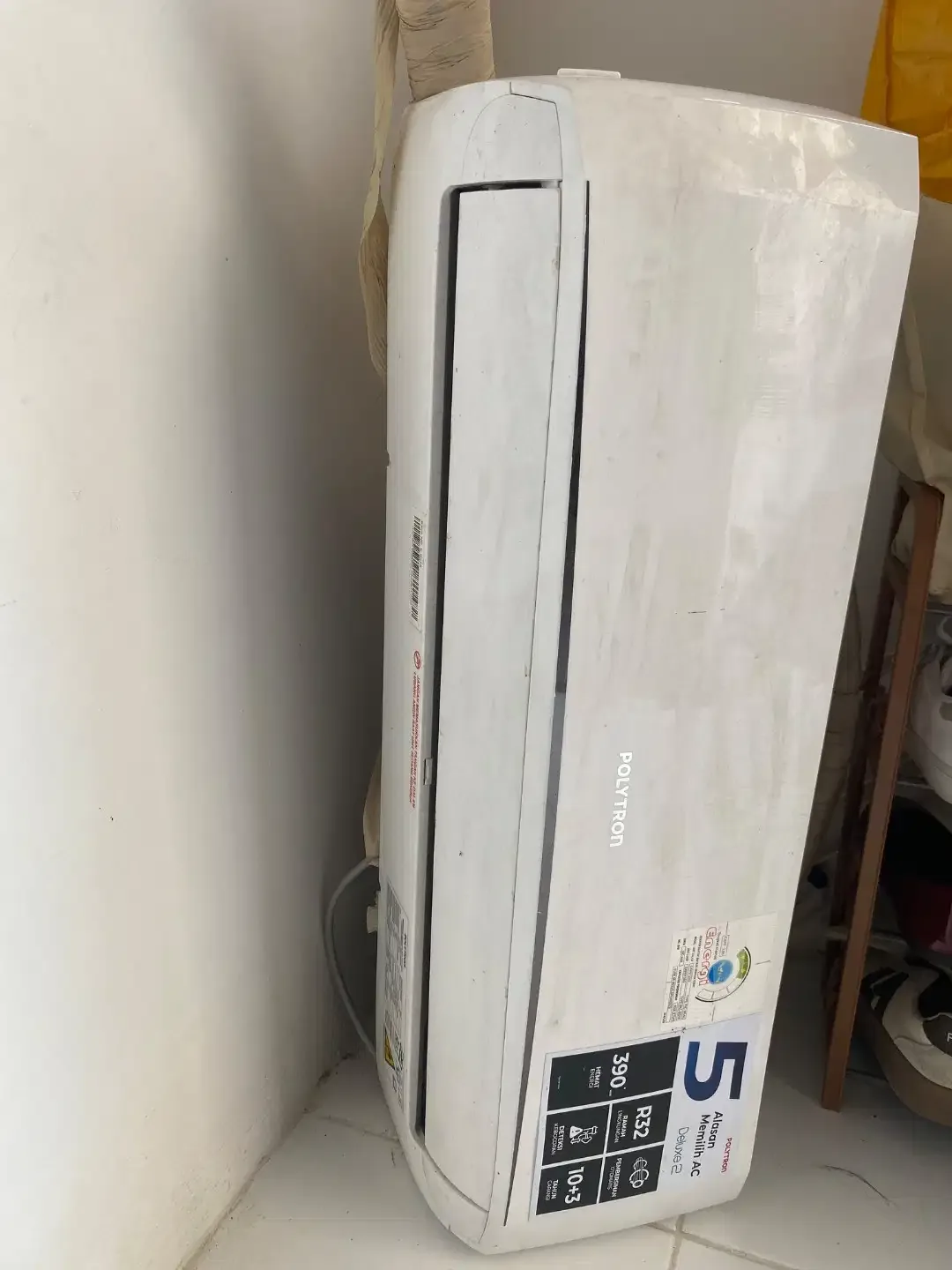 Dijual Cepat AC Polytron 1/2 PK R32 Low Watt 390W Dingin Normal - Denp - Image 1 of 5