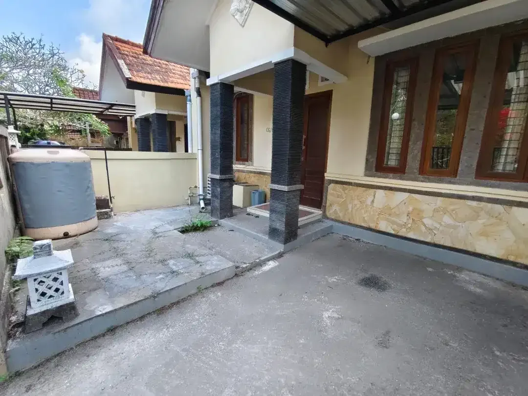 Rumah Furnish di Pecatu,One Gates System,Dkt Pantai Dream Land - Image 4 of 10