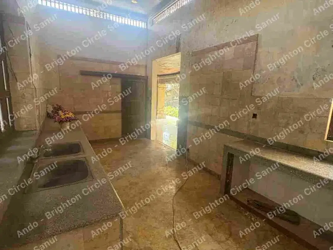 5,5 ARE RUMAH ETNIK BALI DENGAN TANAH LUAS DEKAT PANTAI SANUR - Image 9 of 10