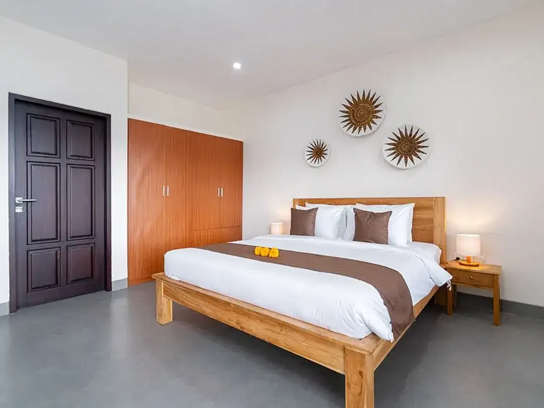 3Br Villa In Strategic Location Padonan, Close To Canggu - Image 9 of 10