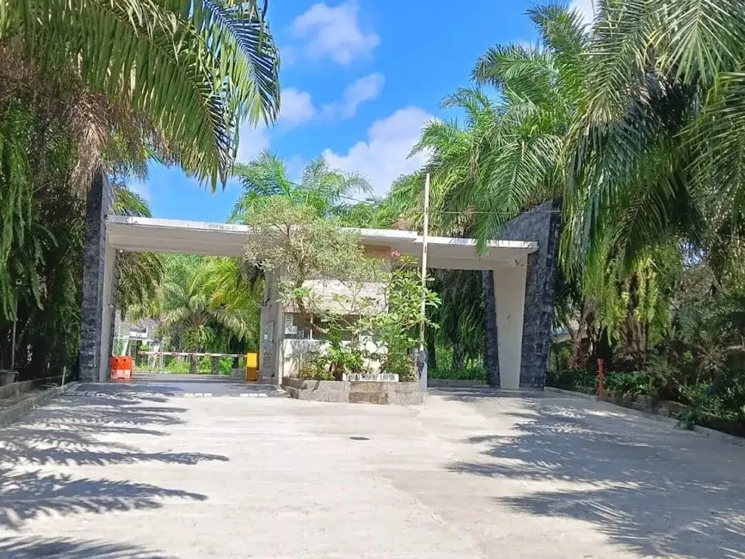 Rumah 2 lantai Sudah Renovasi di Perumahan Exclusive One Gate  Griya Loka Tabanan - Image 4 of 6