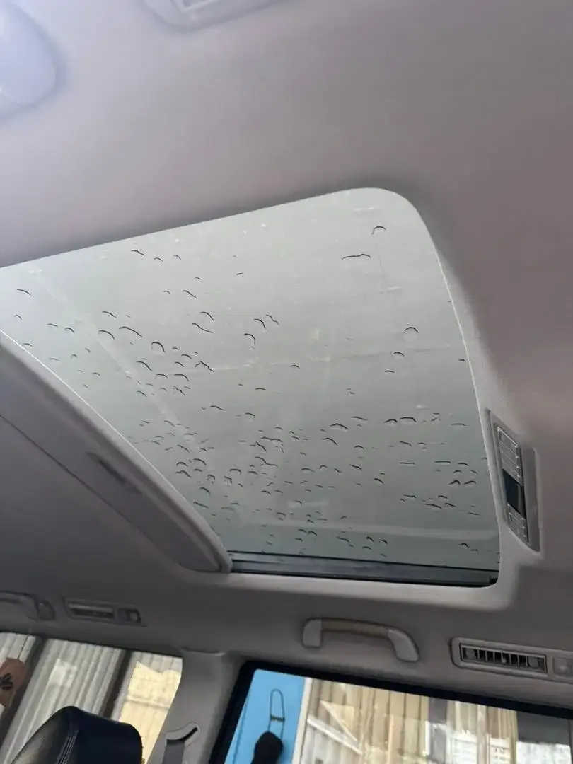 Toyota Alphard 2007 - Image 4 of 5