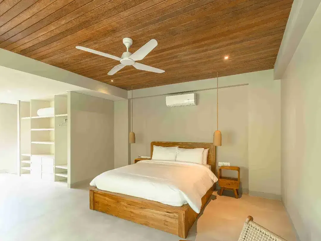 Complex Villa with 7 Bedroom, Ready for Daily Rental Bussiness at Canggu - Image 5 of 10
