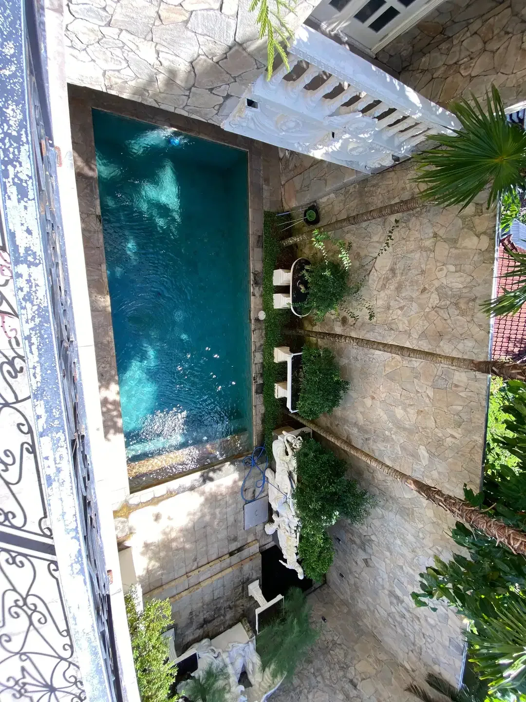 Villa Mewah Turun Harga di Kawasan Premium Jimbaran - Image 2 of 10