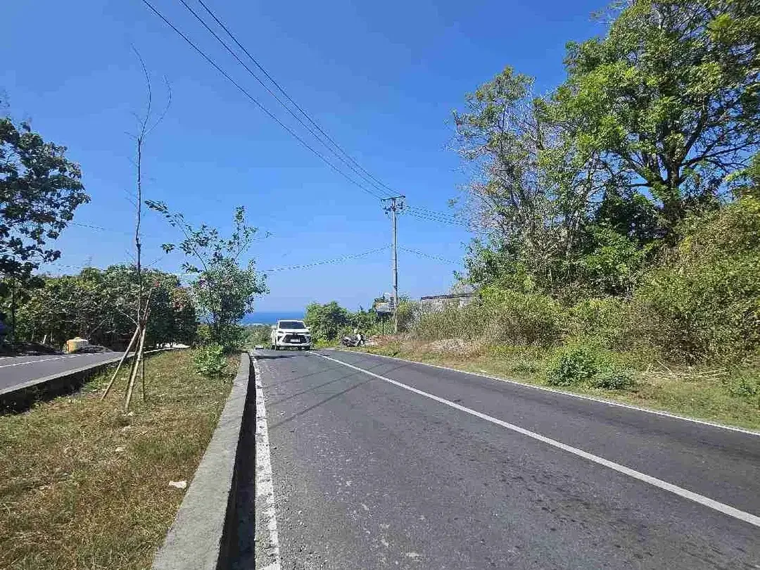 TANAH PREMIUM KOMERSIL JALAN UTAMA, UNBLOCK VIEW NUSADUA
SAWANGAN, NUSADUA BALI - Image 4 of 10