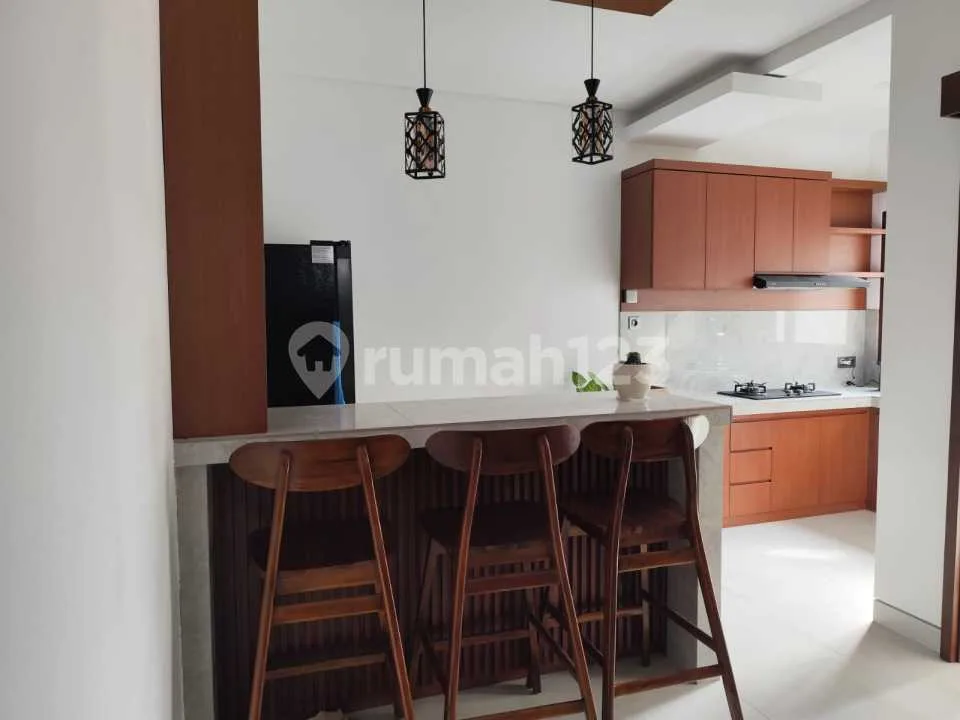Rumah di Sanur 2 Kamar Tidur Ada Kolam Renang Besar Super Cantik - Image 4 of 4