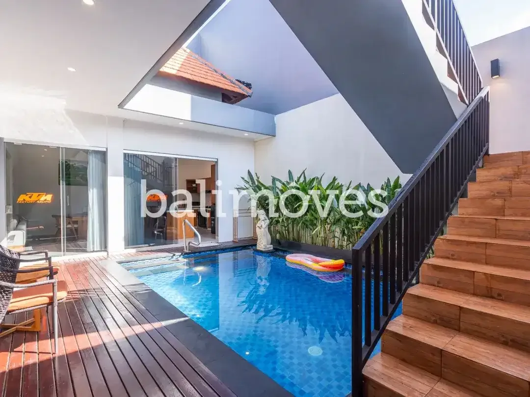 Vila Modern Minimalist Dua Kamar Tidur di Tepi Pantai Sanur - Image 2 of 10