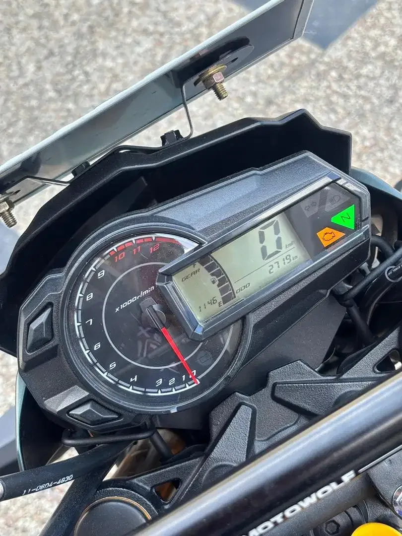 Kawasaki Z125 Pro thn 2025 Mini Naked Bike Hijau Army Koko Motor - Image 8 of 9