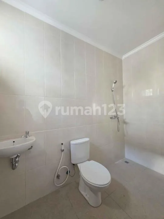 Rumah Kontrakan 3 Kamar Semi Furnished, Jimbaran - Image 3 of 4