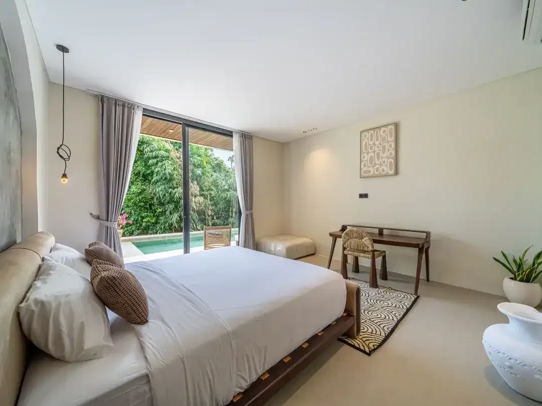 Freehold - Move-In Ready 3-Bedroom Villa in Pererenan's Most Desirable Location, Canggu, Bali - Image 3 of 10