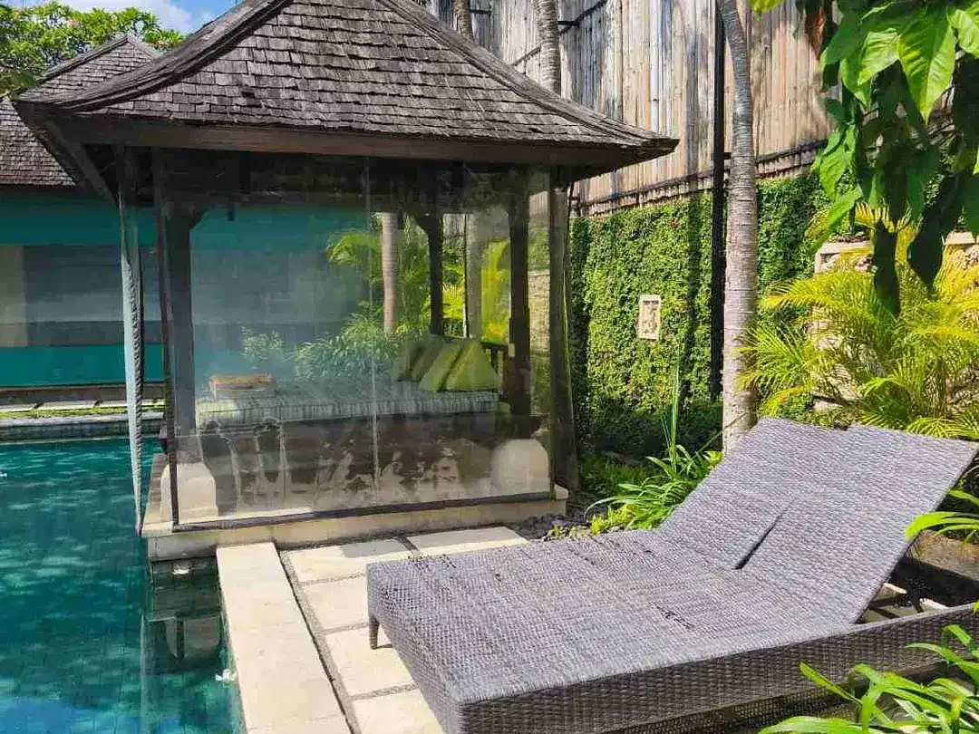 VILLA CLASSIC LUAS, 100 METER DARI PANTAI BATU BOLONG - Image 3 of 10