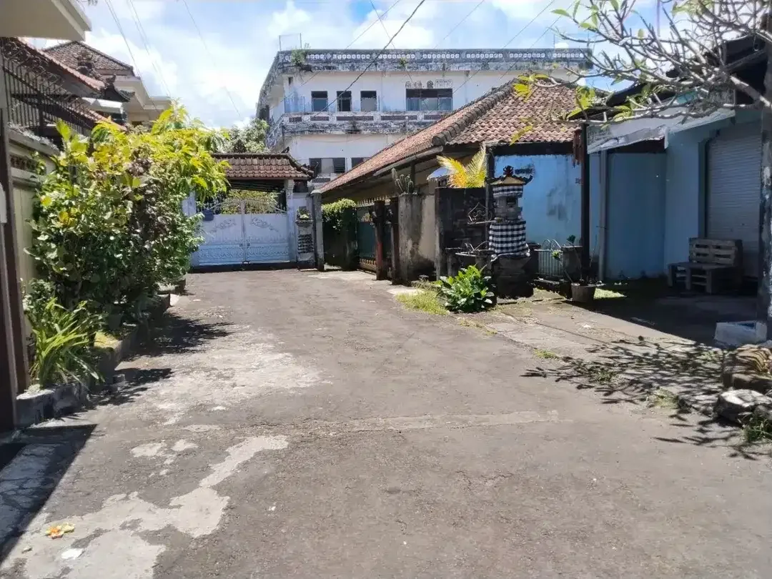 Dijual Tanah Komersil Lingkungan Ramai dan Strategis Cocok Dibuat Kos atau Tempat Komersil Lainnya - Image 3 of 6