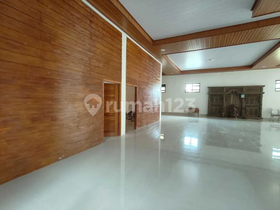 Rumah Lantai 1 Halaman Luas di Kemenuh, Dekat ke Central Ubud - Image 2 of 4