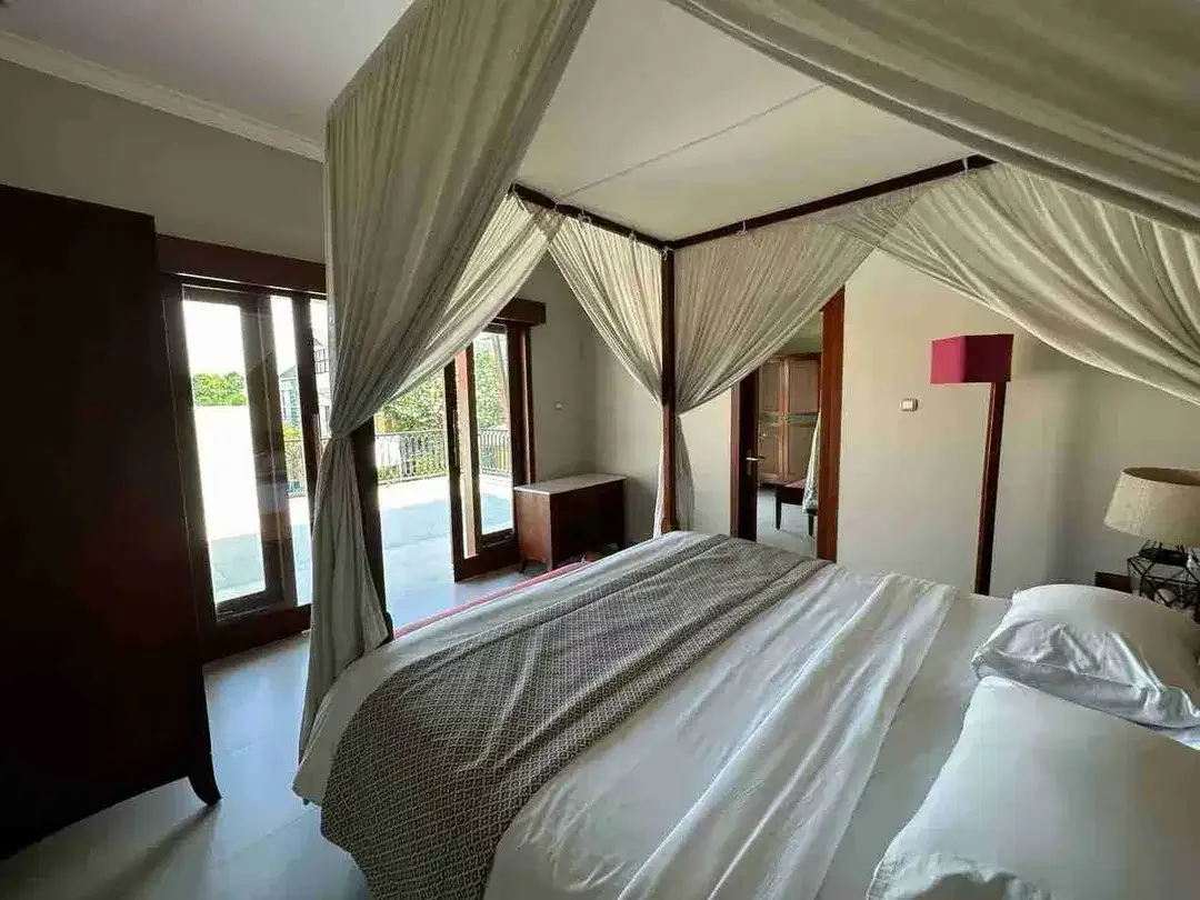 3 Bedrooms villa in jalan mertanadi for sale - Image 4 of 10