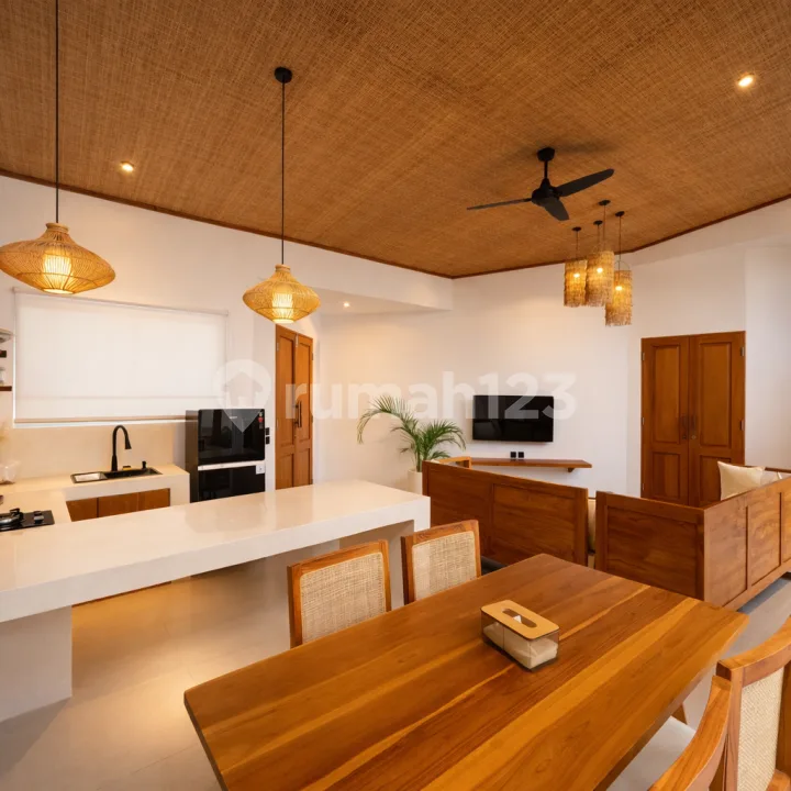 Free 2 Bulan - Sewa Villa Nusa Penida 2Br dengan Private Jacuzzi, 180 Juta/Tahun - Image 2 of 4