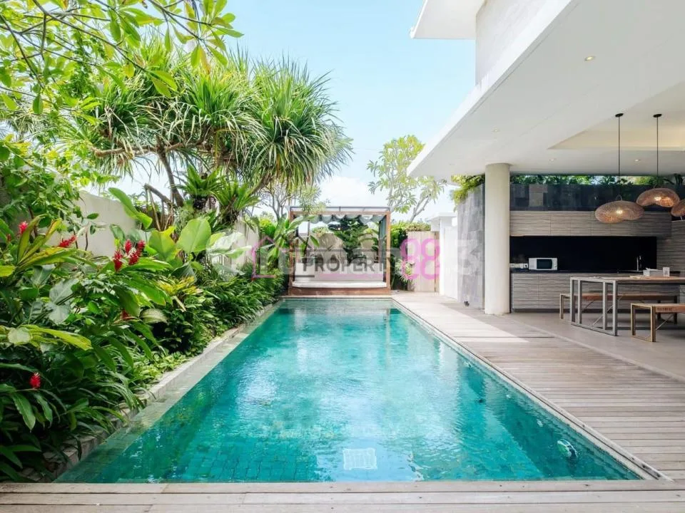 Villa Minimalis Modern dengan Kolam Renang Pribadi di Lokasi Premium Seminyak - Image 4 of 4