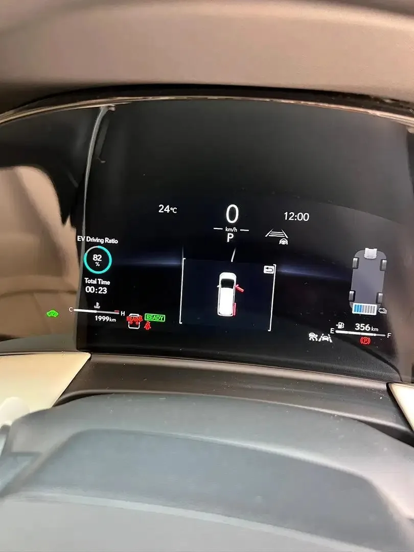LEXUS LM350h 4SEATER 2024 GRAPHITE BLACK - Image 3 of 10