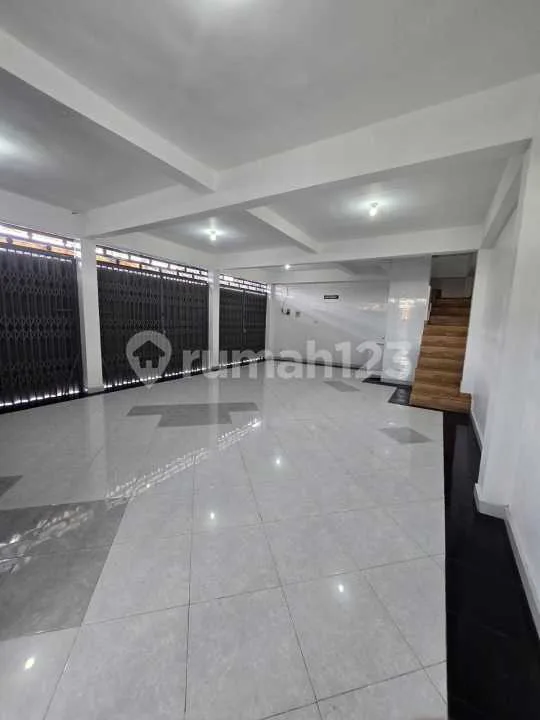 Ruko Baru 2 Lantai Posisi Hook Cocok untuk Usaha di Lukluk, Bali - Image 3 of 4