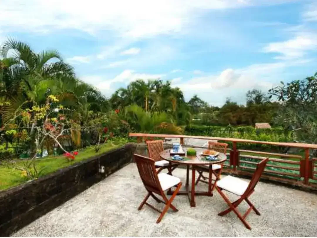 Artistic Villa In Kerobokan Kelod, Kuta Utara, Designed By Promenade Architect With Rice Field View Surrounding It, Close To Seminyak And Canggu Area - Image 6 of 10