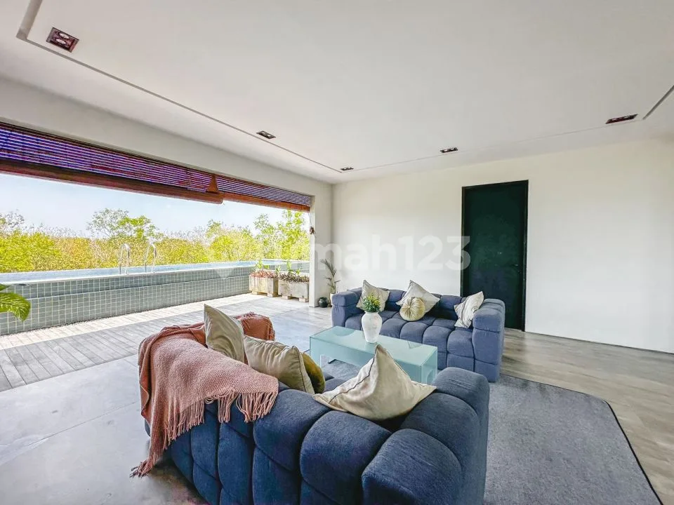 Luxurious Villa Jimbaran With Ocean View Fully Furnished - Image 4 of 4