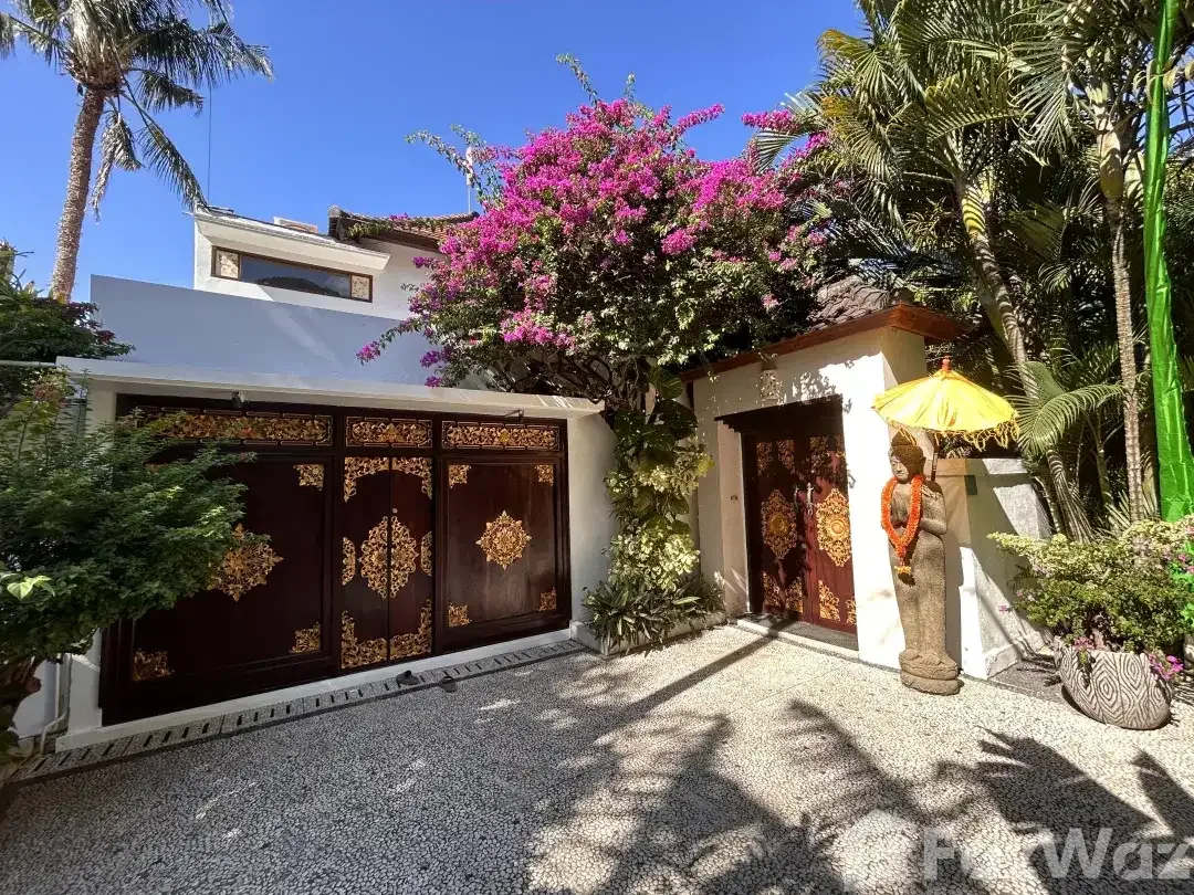 4 Bedroom Villa for sale in Abang, Bali - Image 3 of 10