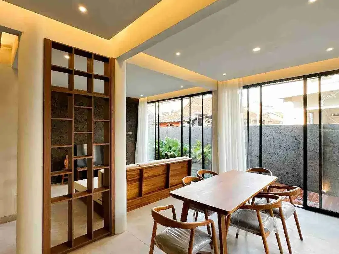 Jual Villa 1lt Furbished area Lokasi Jl Raya Canggu lingkungan Strstegis untuk Hunian / Investasi - Image 7 of 10