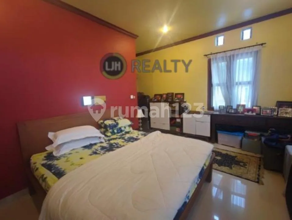 4 Bedrooms House For Sale At Jimbaran, Strategic Location, Well Maintained, Only 10 Minutes To Gwk Bali - Image 3 of 4