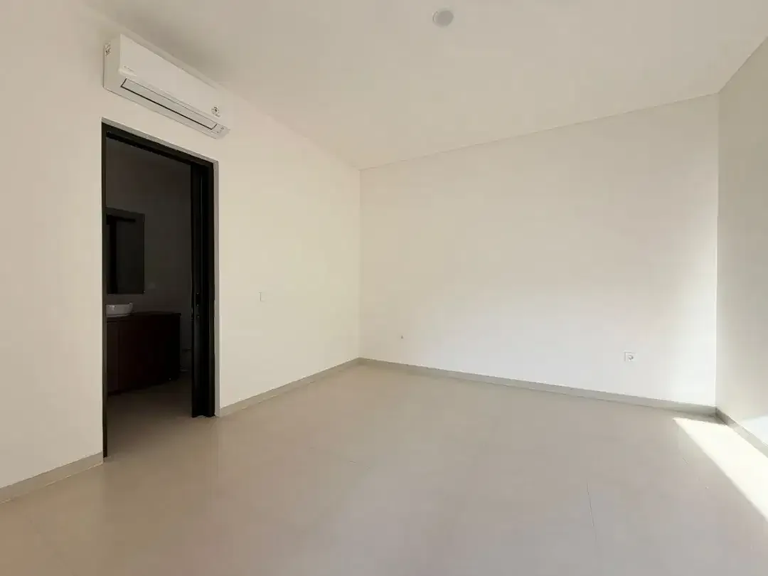 For Rent - 2 Bedroom Villa For Lease / Kerobokan - Image 2 of 9