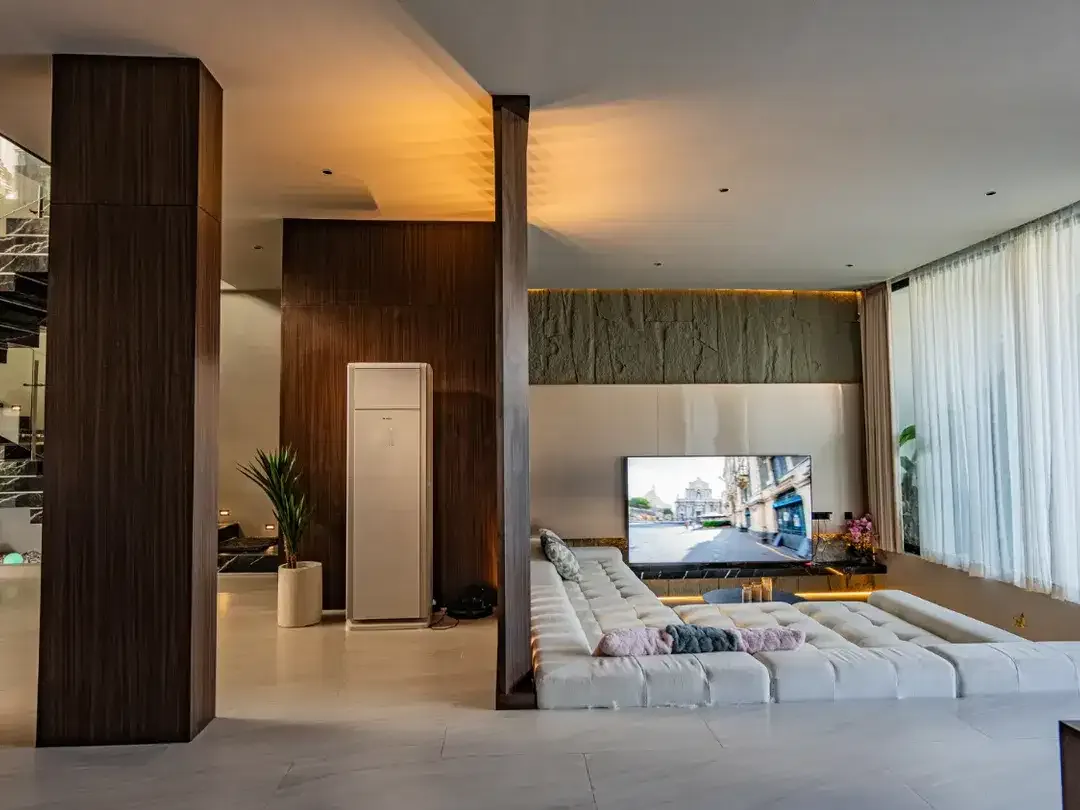 3-Bedroom Fully Furnished Villa – 27-Year Leasehold in Tegal Cupek, Kerobokan - Image 1 of 10