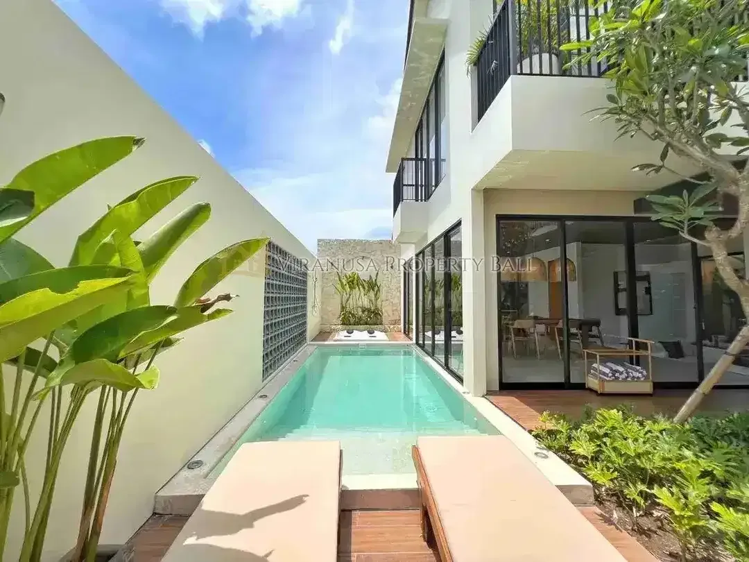 Villa Modern Tropis 3 Kamar dengan Private Pool & Jacuzzi di Pecatu – Freehold - Image 2 of 10