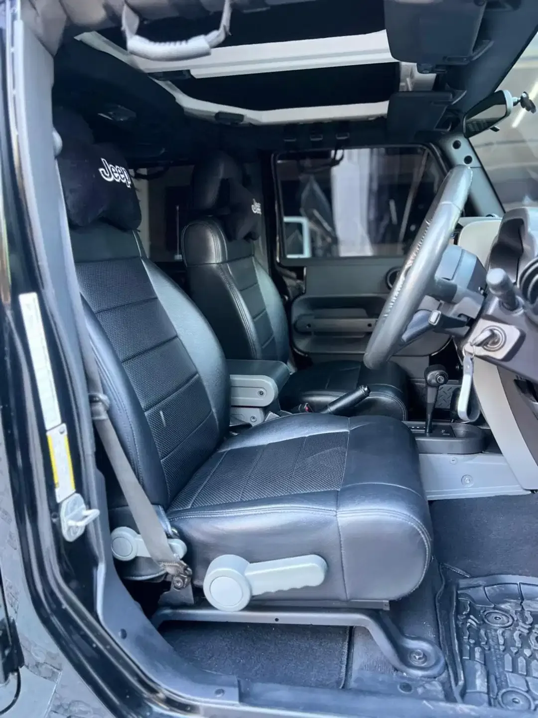 Jeep Wrangler Sport 2010 - Image 7 of 8