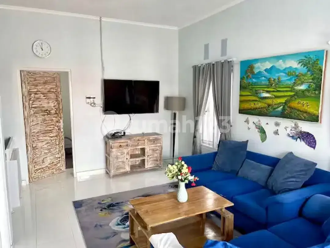 Rumah Sewa Fully Furnished 4 KT Lokasi Dekat Canggu - Image 2 of 5