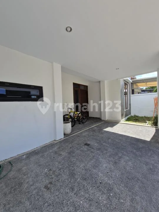 Newly Renovated House With Ricefield Views Near Pererenan - Image 3 of 4