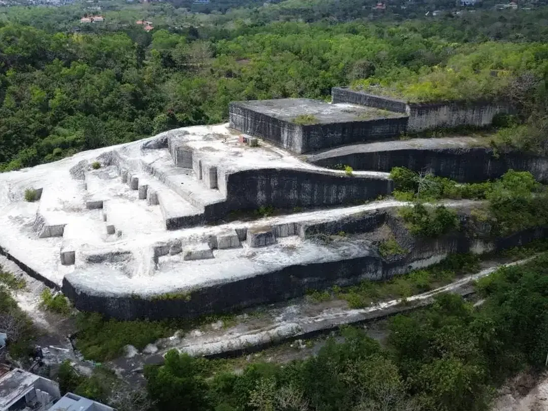 140 Lahan Tepi Tebing Dijual di Bukit, Bali - Image 3 of 10