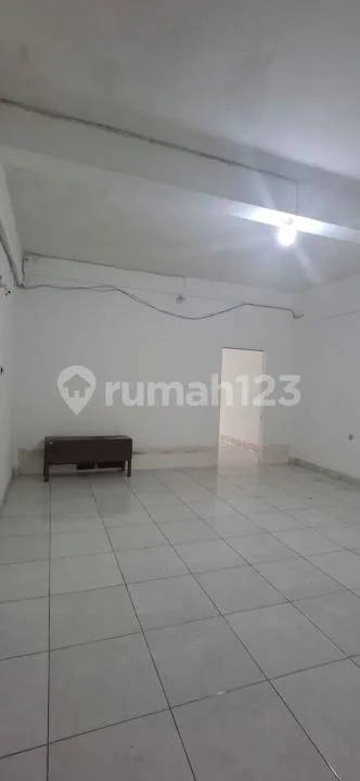 Dijual Ruko 3 Lantai di Genteng Biru, Teuku Umar Denpasar - Image 2 of 4