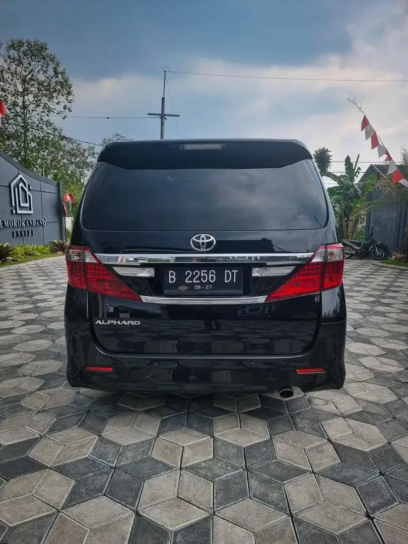 Toyota Alphard 2.4 SC Premium Sound A/T CBU 2012 Japan Spec Koko Motor - Image 6 of 10
