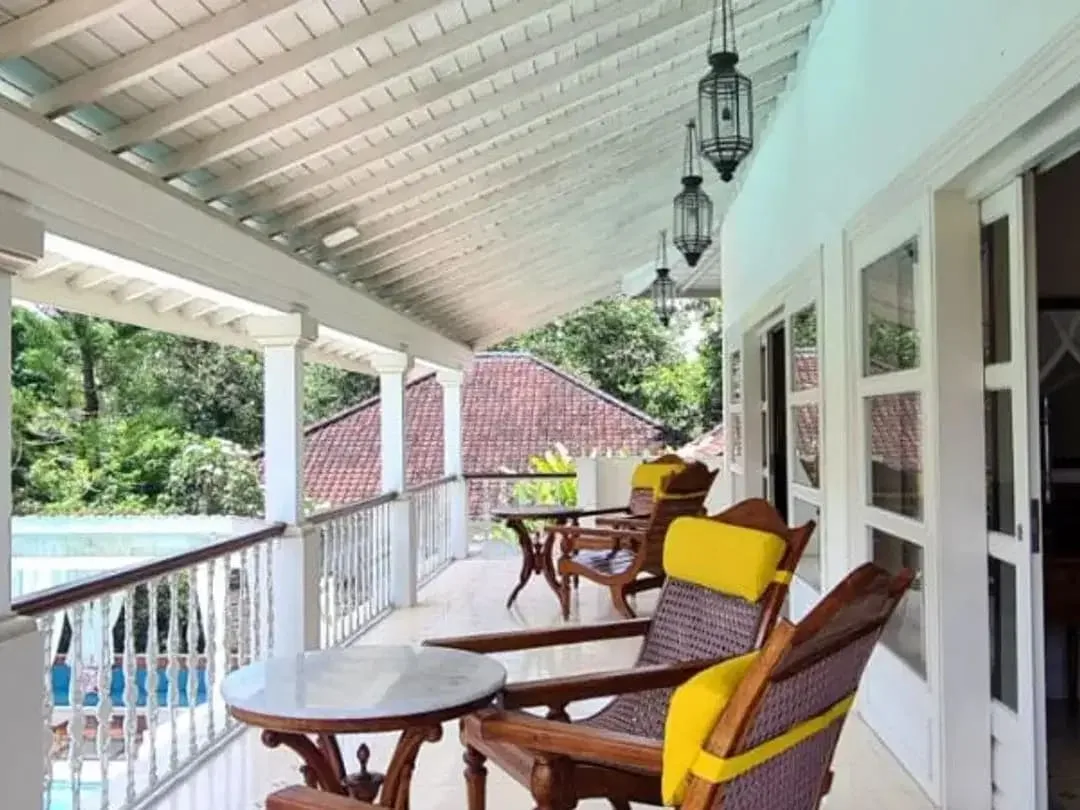 VILLA MEWAH BERGAYA COLONIAL BY THE RIVER DI TABANAN - Image 8 of 10