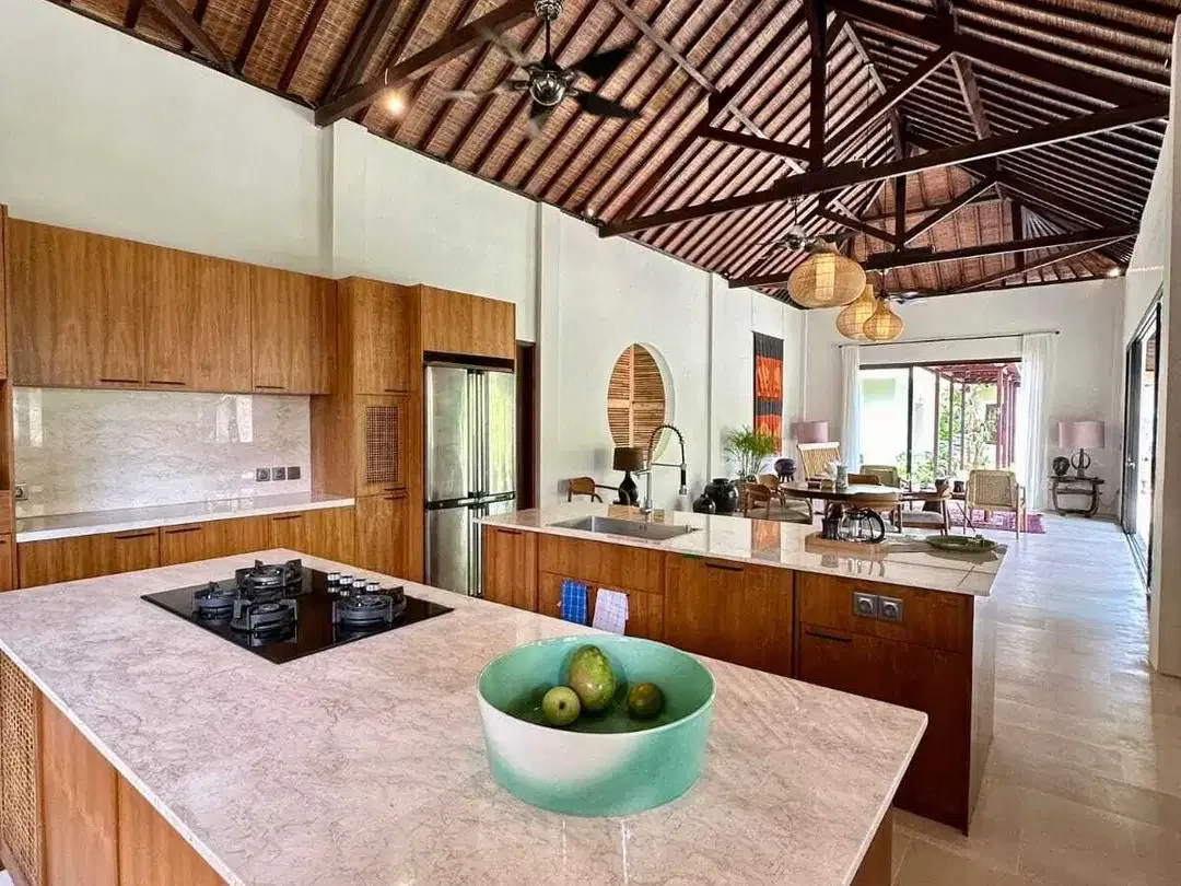 Villa Tropis Modern di Blongkeker Puri Gading Jimbaran - Image 4 of 10