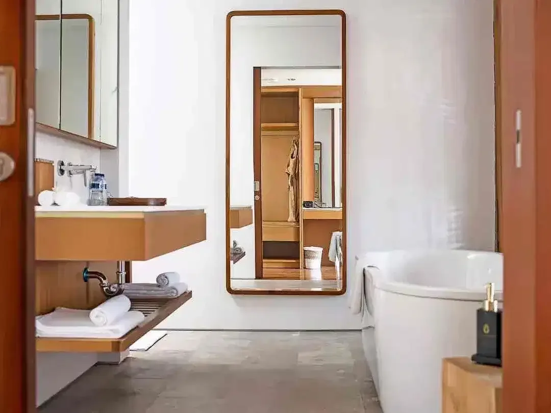 5 BEDROOMS BALINESE MODERN STYLE WALKING DISTANCE TO THE BEACH AT BERAWA CANGGU - Image 7 of 10