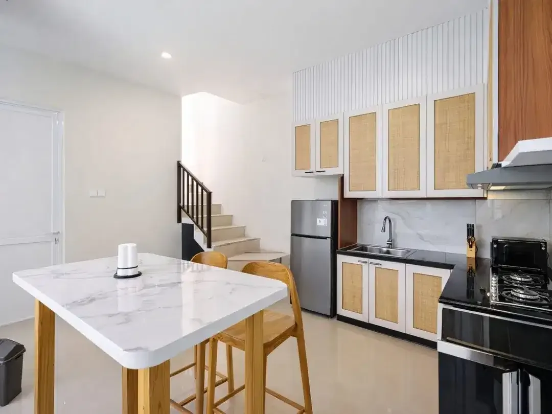 Dijual Villa 2 Lantai Dengan 3 Kamar Tidur Lokasi Di Tibubeneng - Image 6 of 6