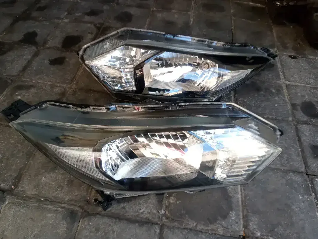 Lampu Hrv 2017 super mulus original Honda - Image 3 of 4