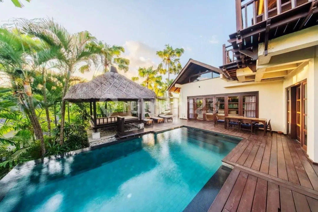 Tropical Style Villa At Complex Karma Kandara, Ungasan Jimbaran ...Near Karma Kandara Private Beach , 5 Minutes To Sundays Beach Club , Savaya Bali , 15 Minutes To Hatch Uluwatu , Motel Mexicola - Image 2 of 4
