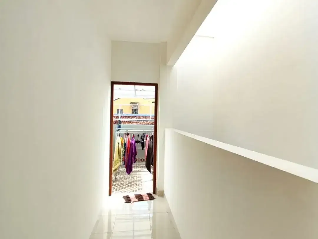 Rumah 2 Lantai Konsep Arsitektur Tropis Dijual, di Nusa Dua - Image 5 of 6