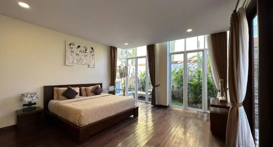 Jual Villa 2lt Furnished Lokasi Dewi Saraswati Seminyak area Investasi.rg - Image 8 of 10