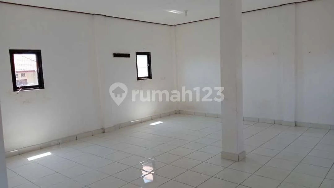 Rumah Garasi Muat 2 Mobil di Jimbaran - Image 4 of 4